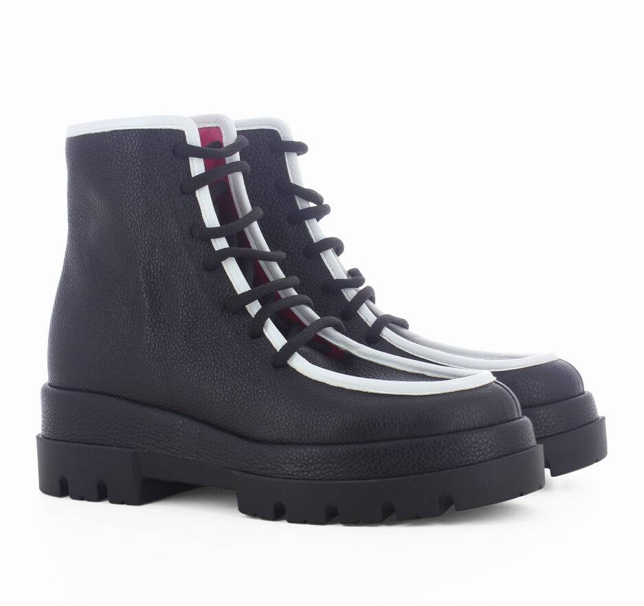 Le Babe BOOTS IN DOLLARINO NERO Online
