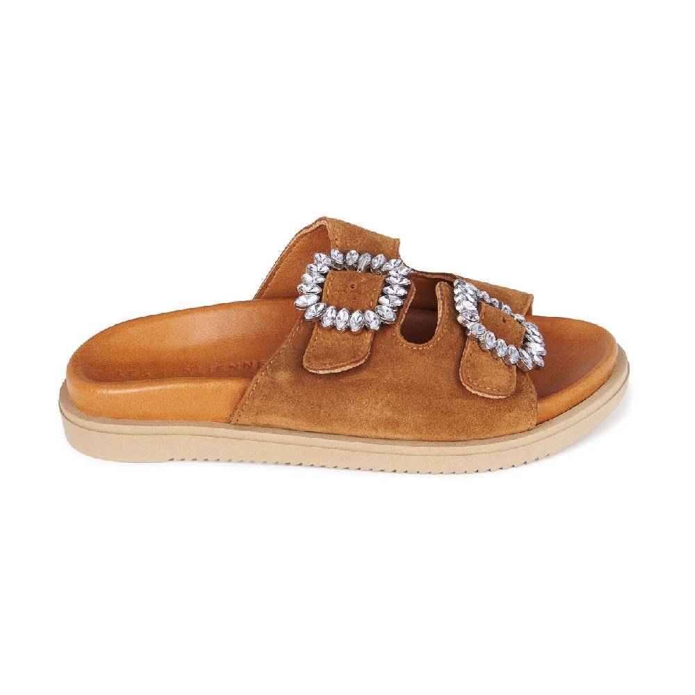 Les Italiennes Cleopatra In Linea