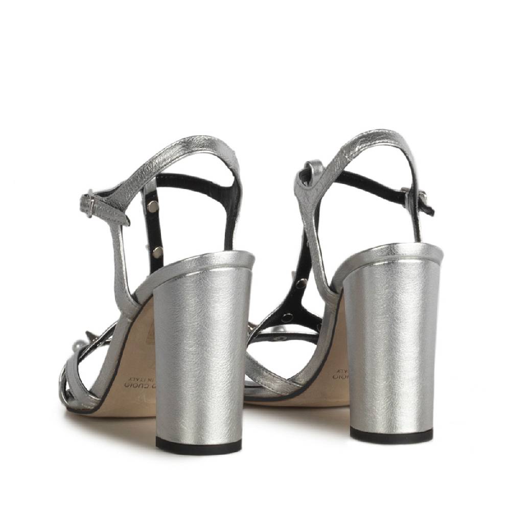 Le Dangerouge Carla Silver Studs Pearl Soddisfazione Garantita