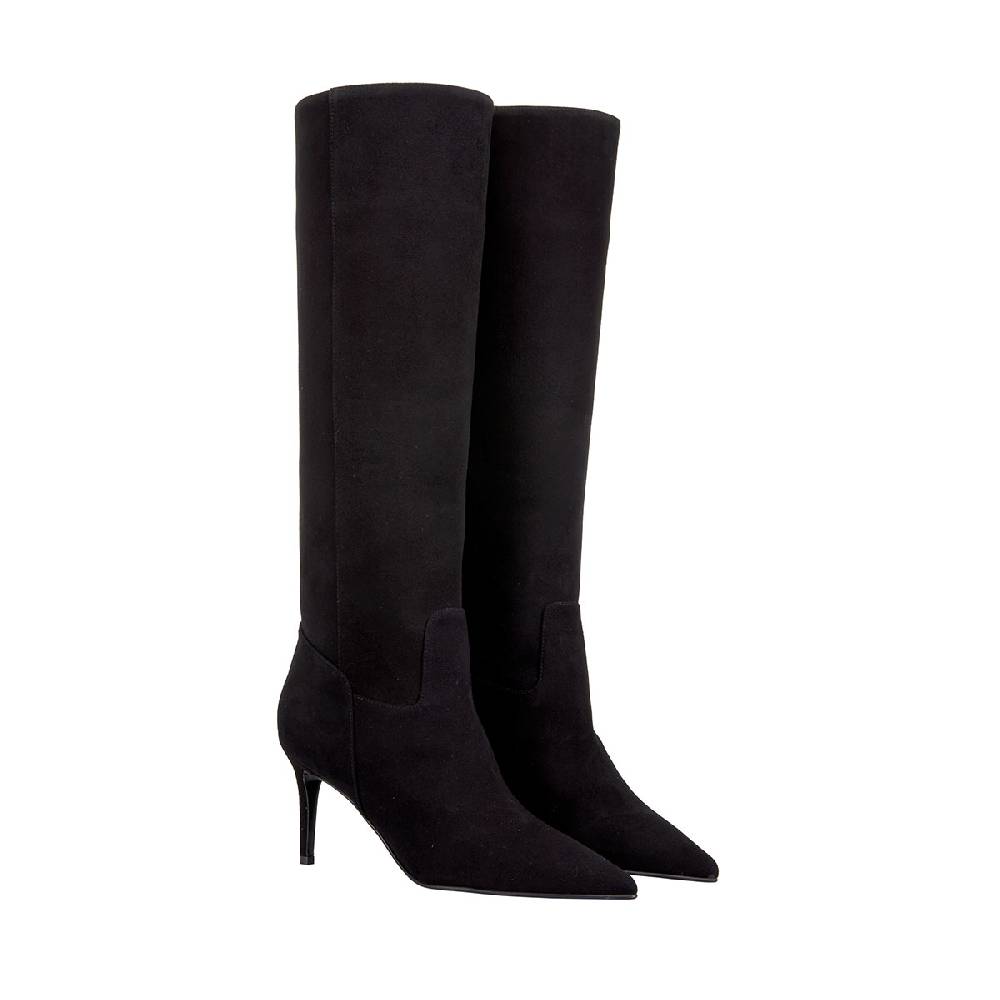Lella Baldi Witch Presa