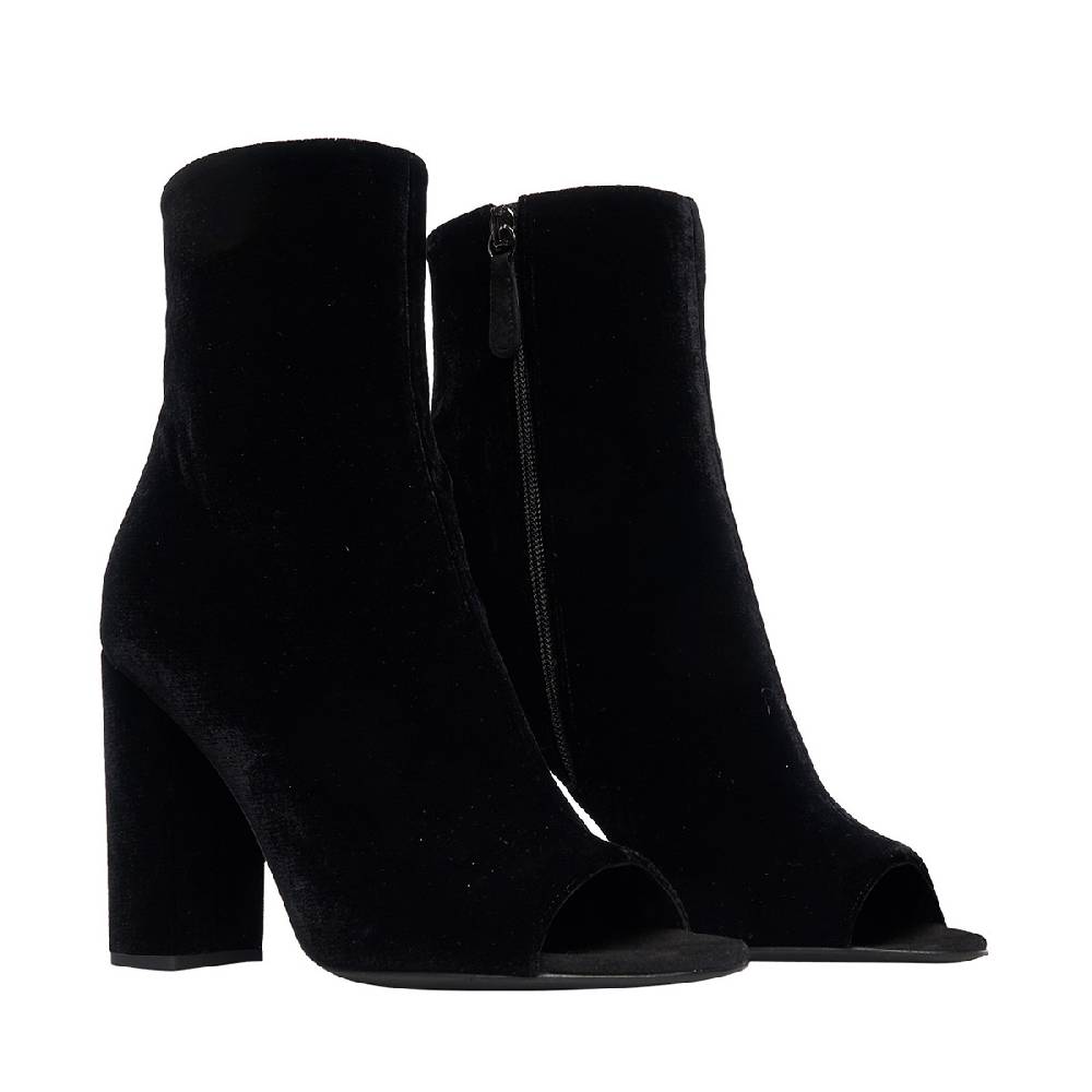 Lella Baldi Noir Online
