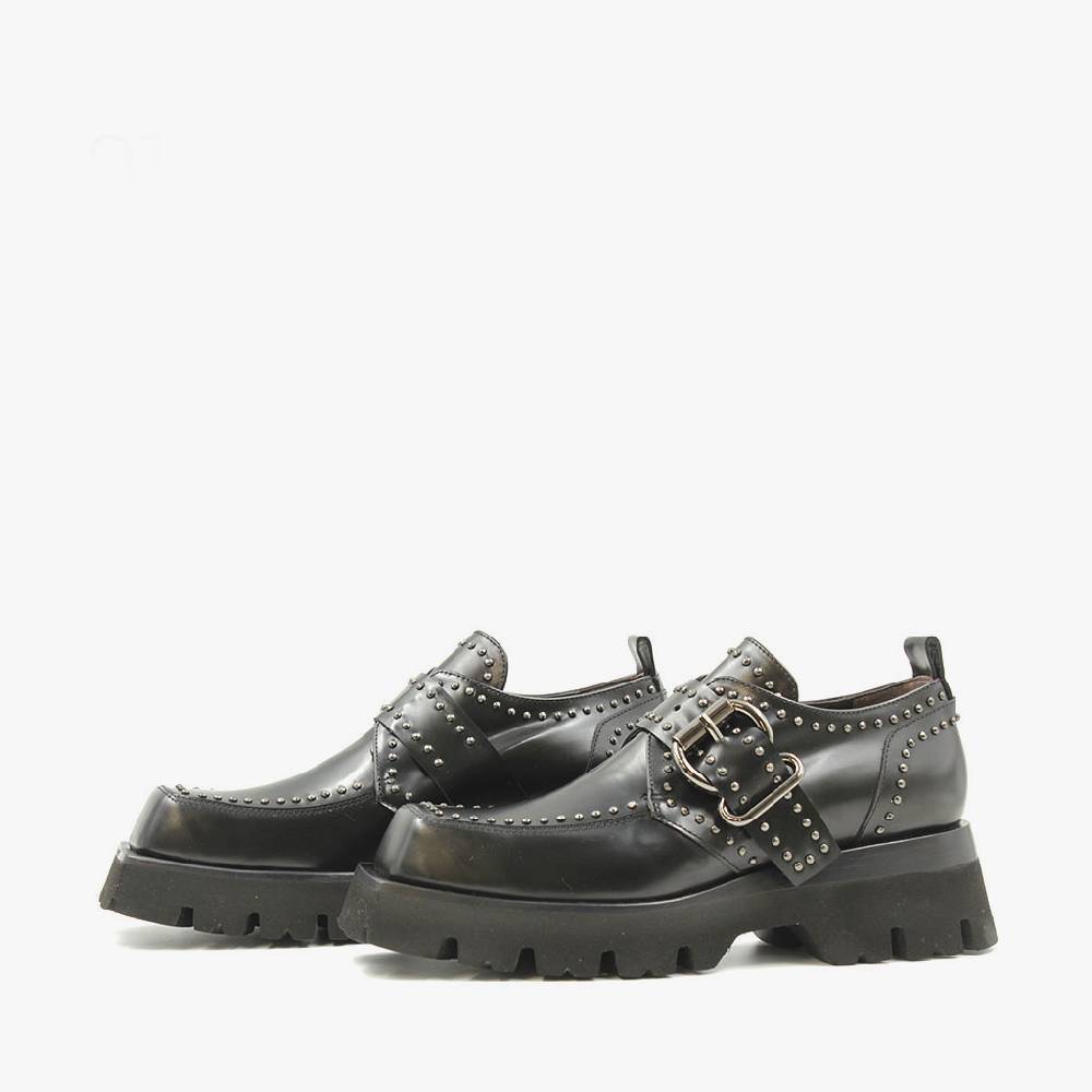 Laura Bellariva Scarpa old school con borchie Promozione