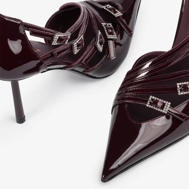 Le Silla Décolleté con listini vernice rossa cherry Offerta