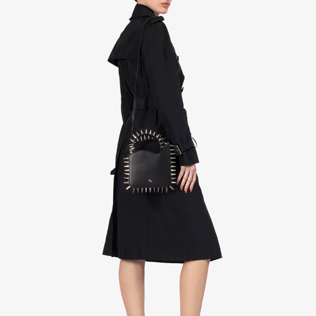 Le Silla Small bag pelle nera con borchie argento Affare Del Giorno