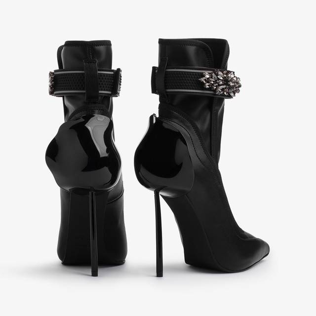 Le Silla Stivaletto pelle vegan nero con Cristalli argento 2025