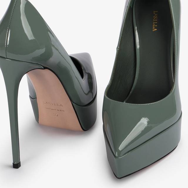 Le Silla Décolleté con plateau vernice verde polvere Novità