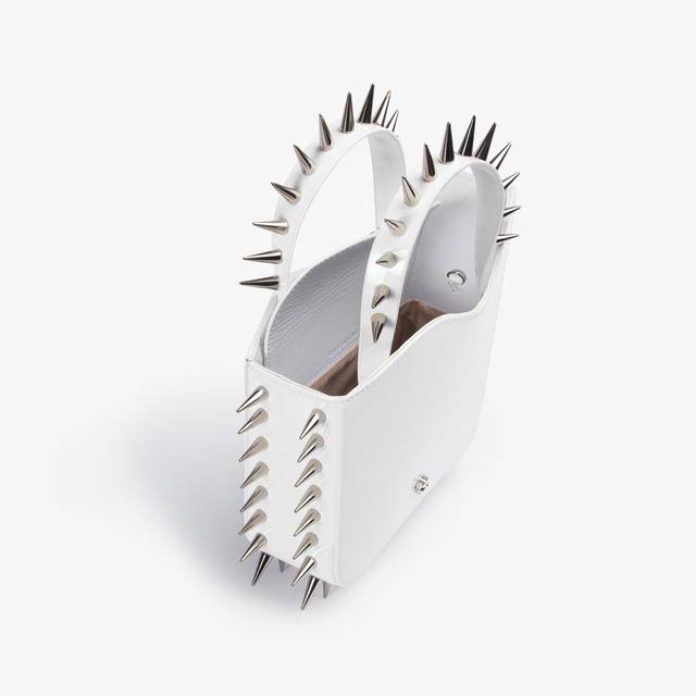 Le Silla Small bag vernice bianca con borchie argento Offerte speciali