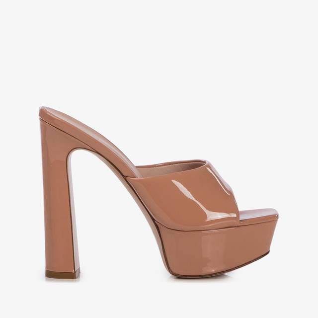 Le Silla Sandalo con plateau vernice nude phard Discount Store per i nuovi prodotti