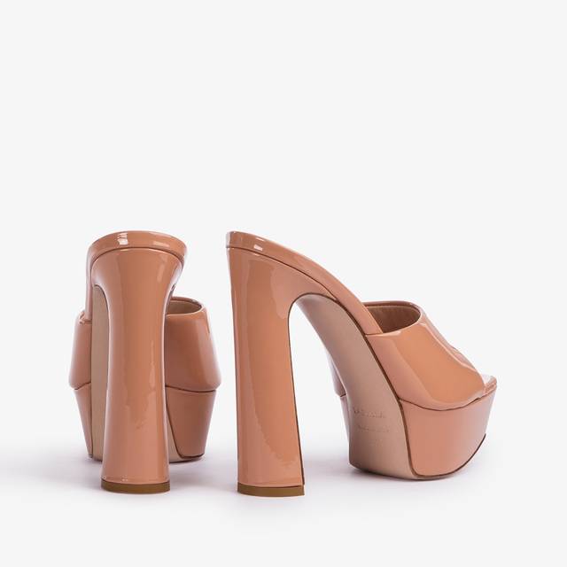 Le Silla Sandalo con plateau vernice nude phard Discount Store per i nuovi prodotti
