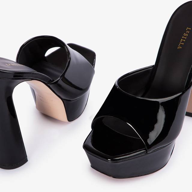 Le Silla Sandalo con plateau vernice nero Solo un giorno rimasto