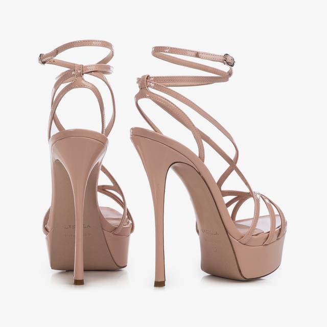 Le Silla Sandalo con plateau vernice nude skin Acquista Ora