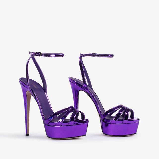 Le Silla Sandalo con plateau metallizzato viola kamala In Vendita