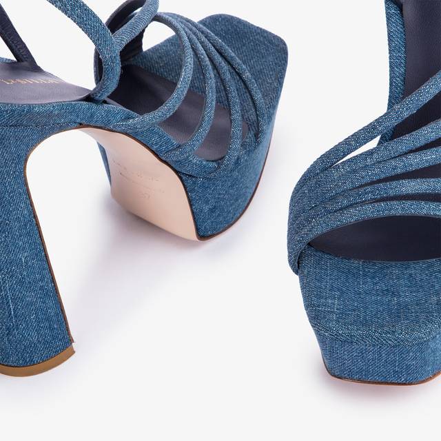 Le Silla Sandalo con plateau denim blu Black Friday