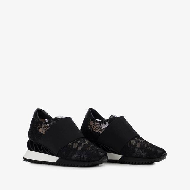 Le Silla Sneaker pizzo nera Ultimi tre giorni
