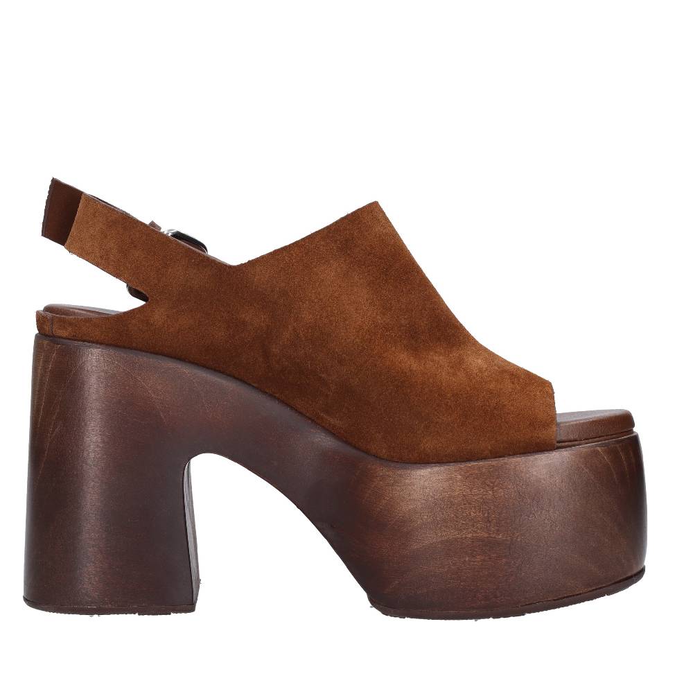 CASADEI Sandali in camoscio Outlet