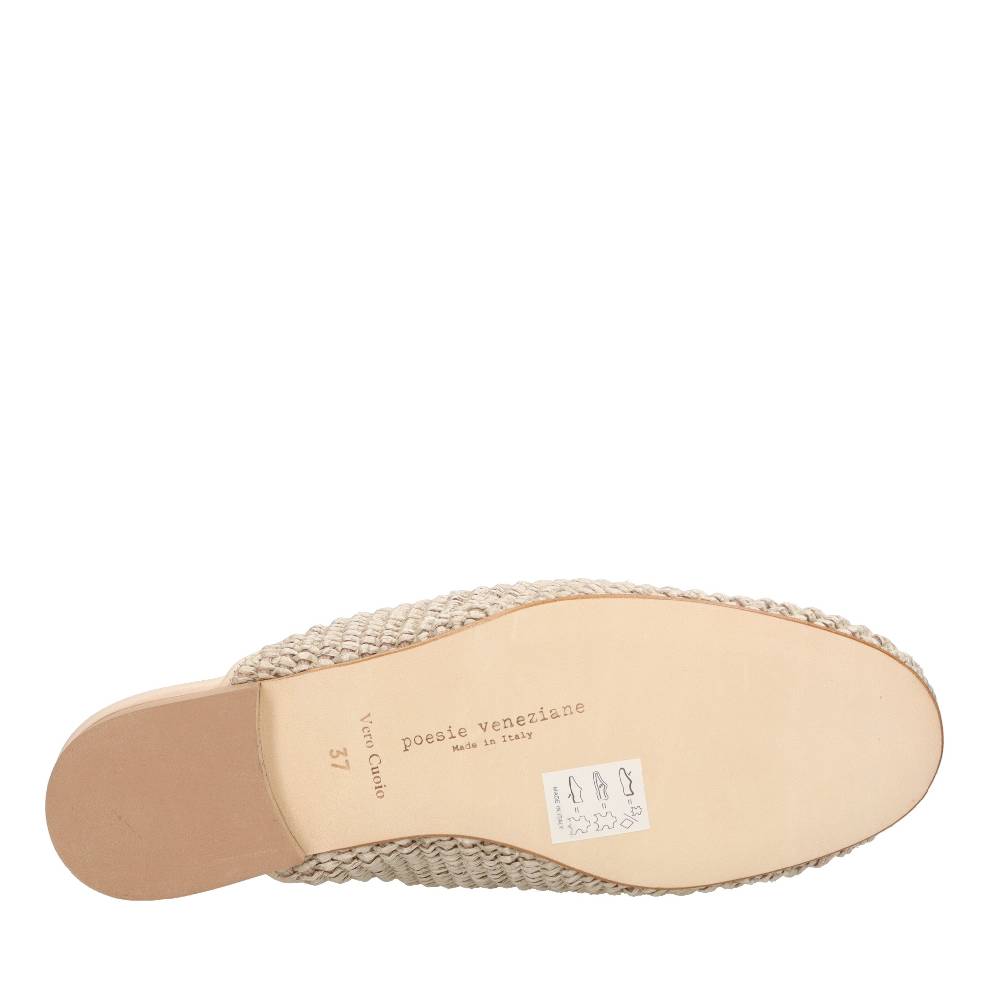 POESIE VENEZIANE Mules in rafia Super sconto