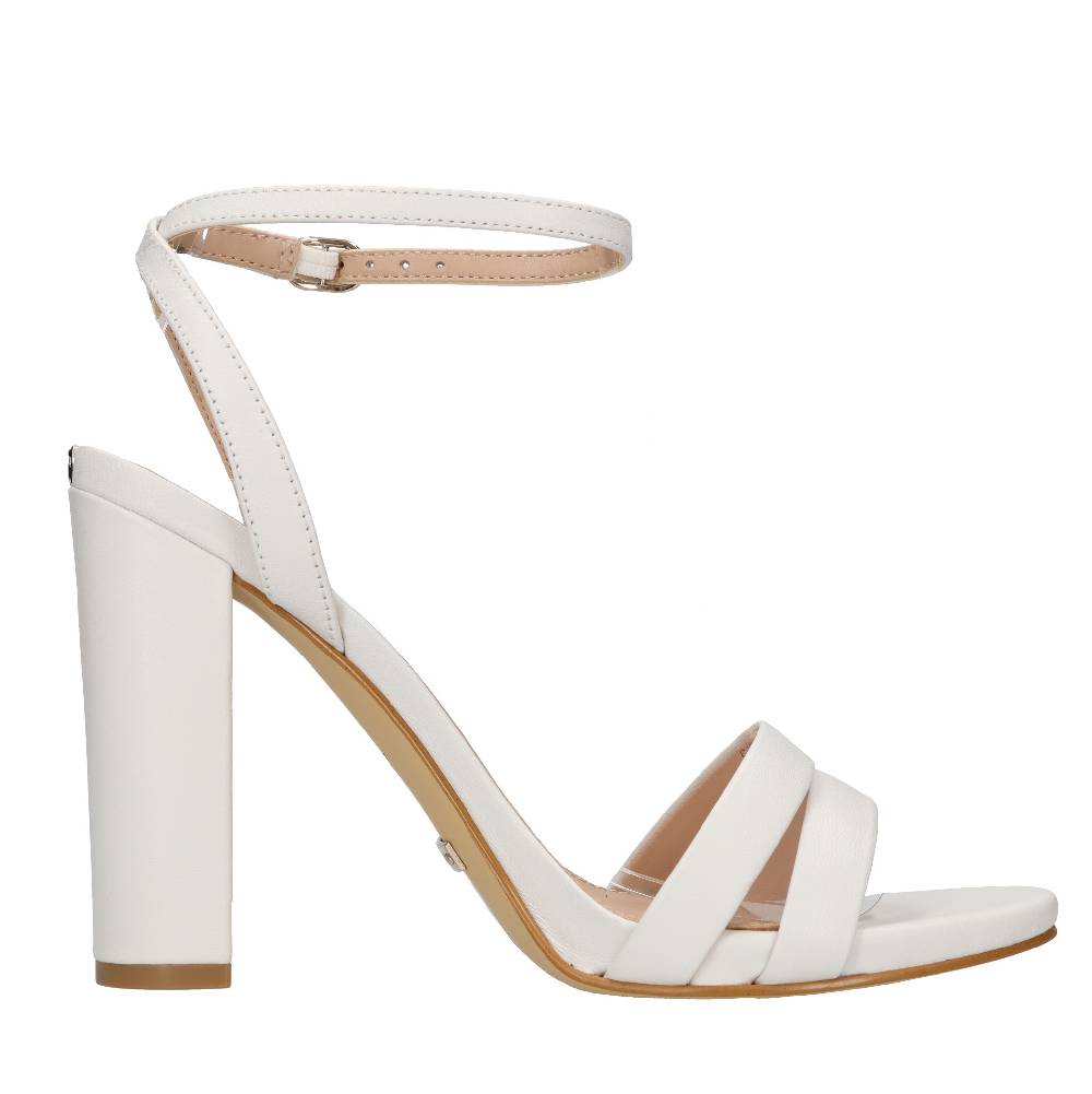GUESS Sandali in pelle Ultimo giorno