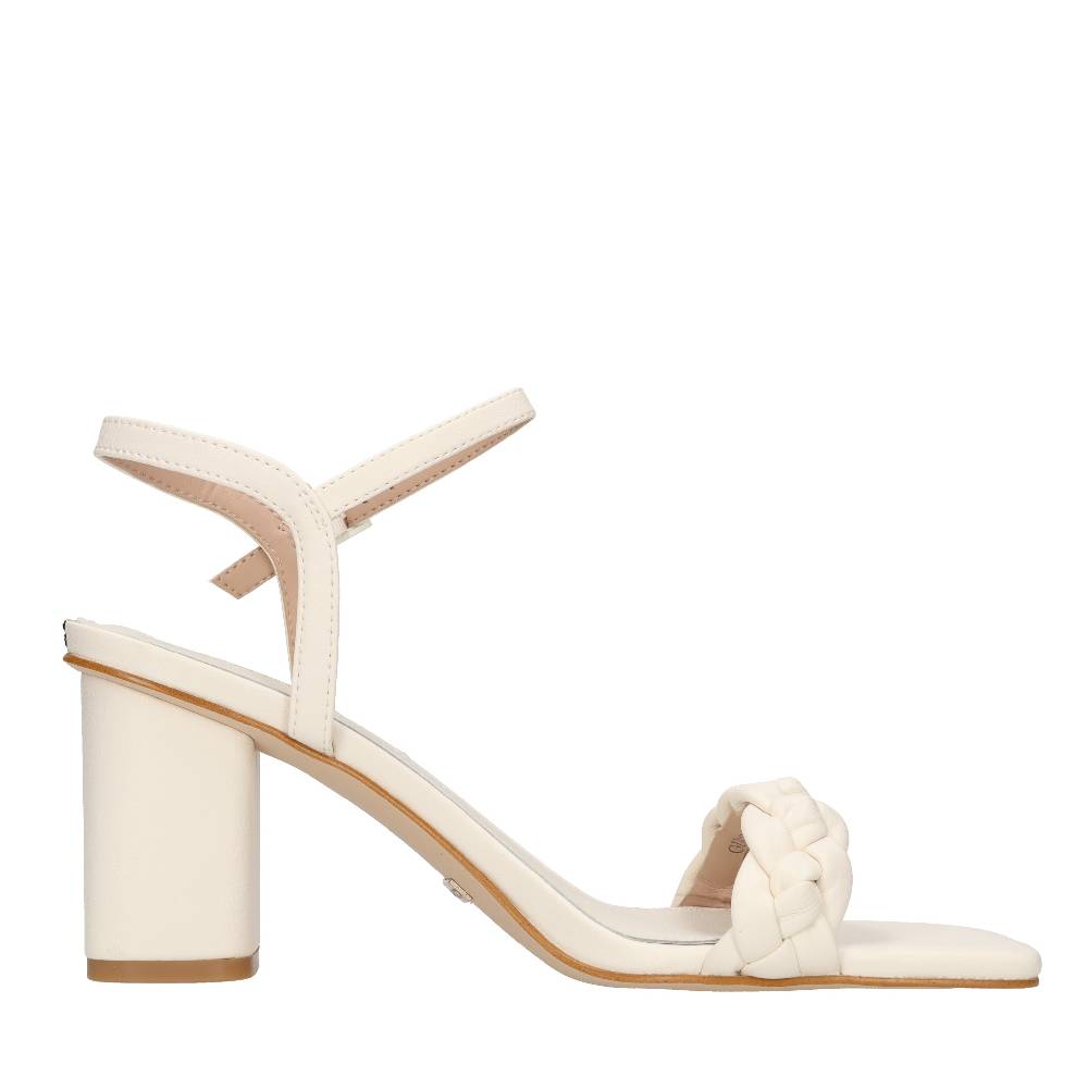 GUESS Sandali in ecopelle Fino al 65% di sconto