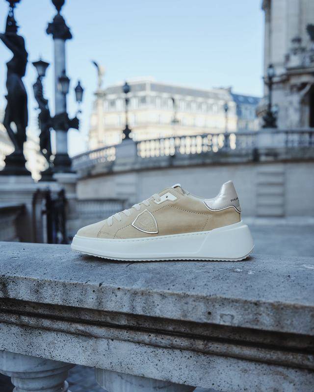 Philippe Model Sneaker basse Tres Temple donna - beige e argento Presa