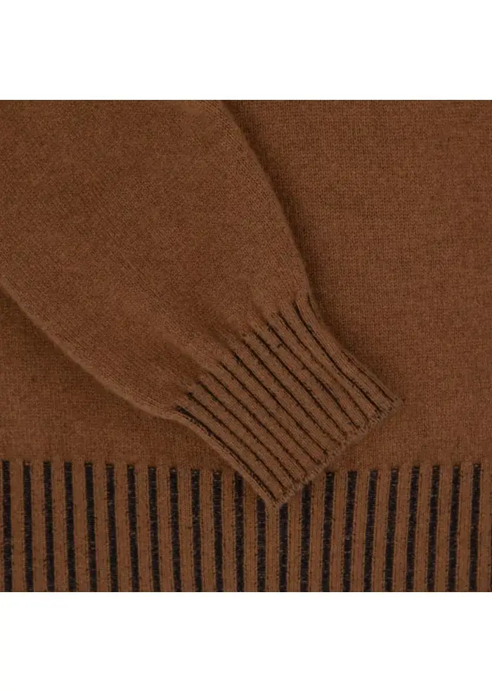 JURTA | MAGLIONE GIROCOLLO LANA MERINO MARRONE Offerte
