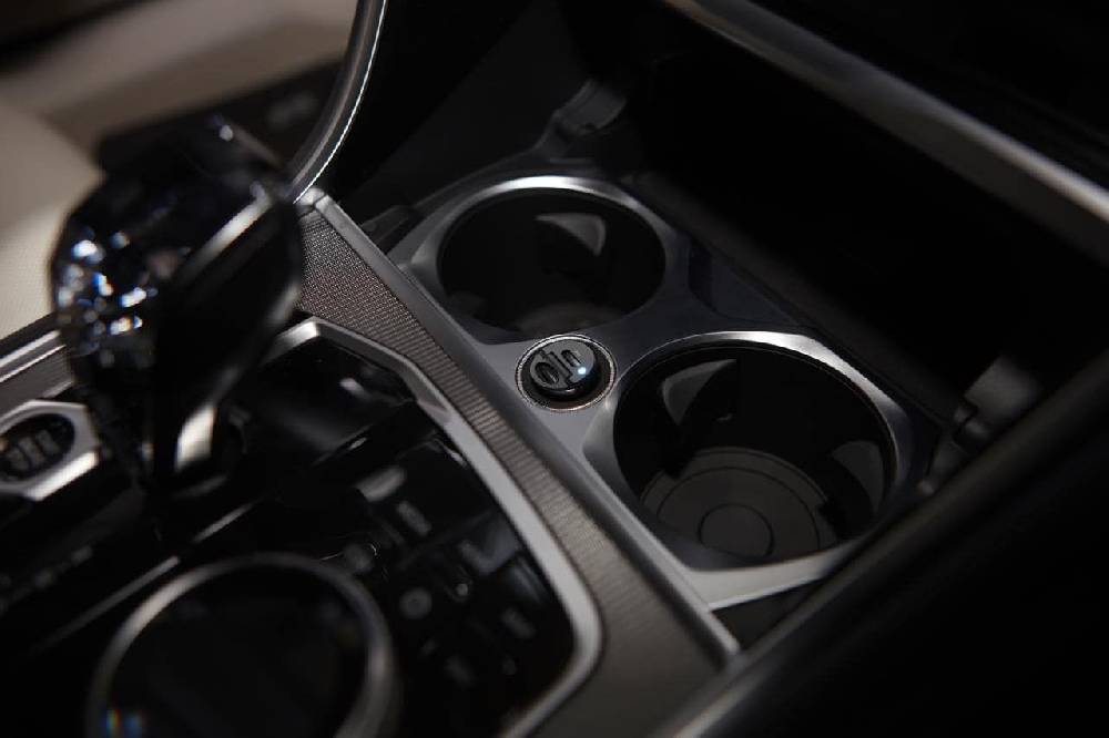 Puro Mini Carica Batterie da Auto “Bullet” 2 porte USB-C Fast Charging e Power Delivery 30W In Linea
