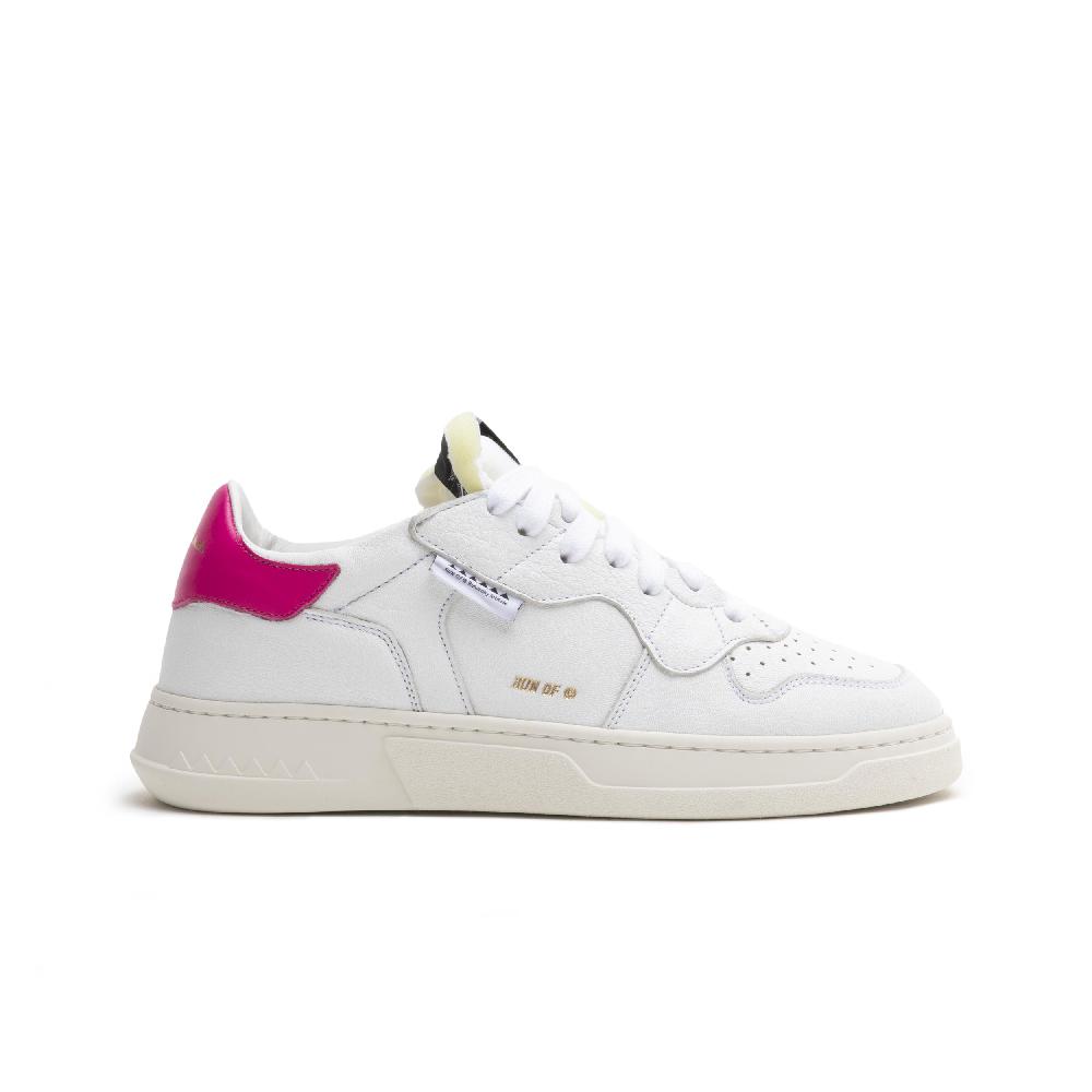 RUN OF Classic PK sneakers in pelle bianca con talloncino in pelle rosa Offerte