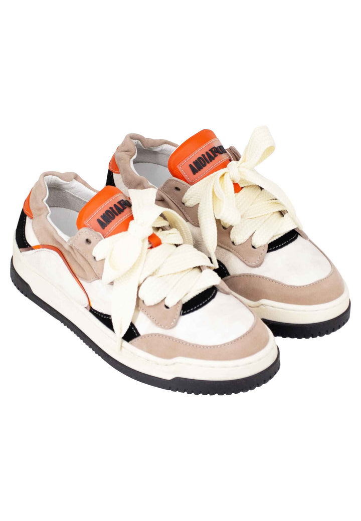 Spatarella Sneakers donna in pelle beige e taupe con fondo gomma In Vendita