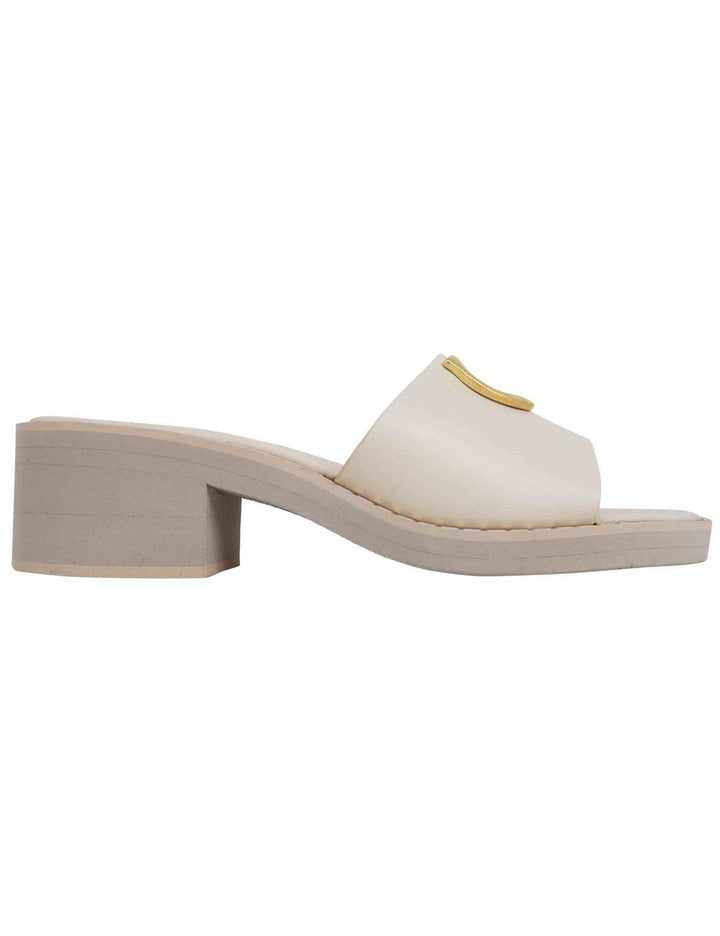 Spatarella Sandali donna in pelle off white con borchia oro e suola in gomma ultra leggera Italia