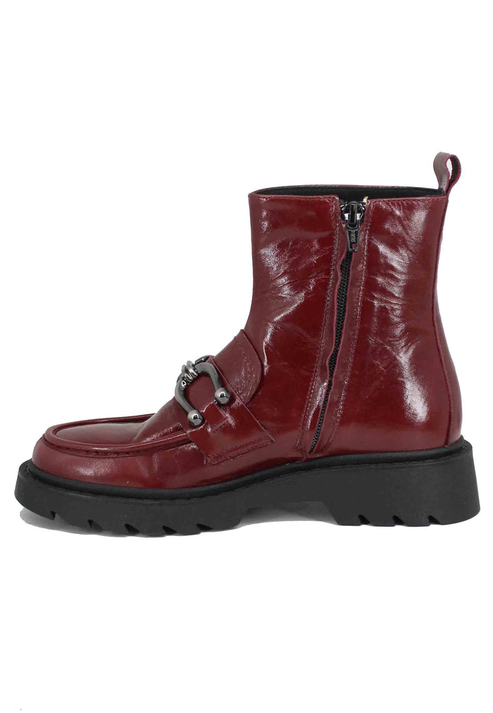 Spatarella Stivaletti donna in vernice bordeaux con suola carrarmato Offerta