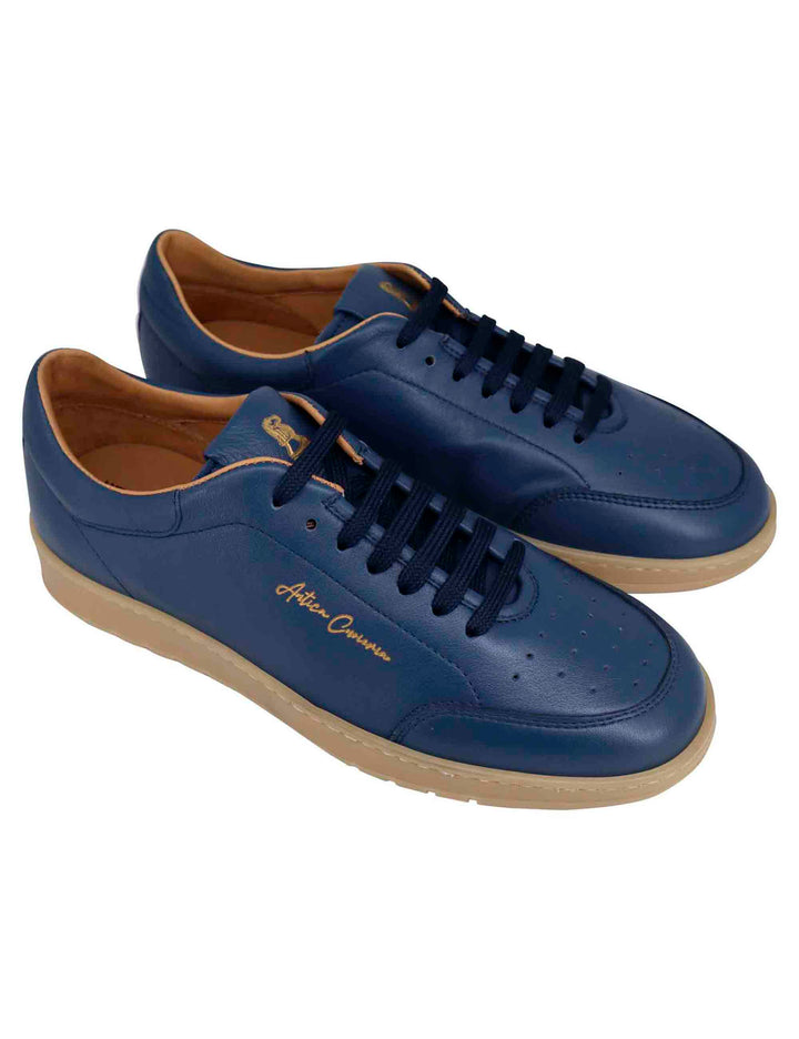Spatarella Sneakers uomo in pelle celeste con suola in gomma ambra 2025