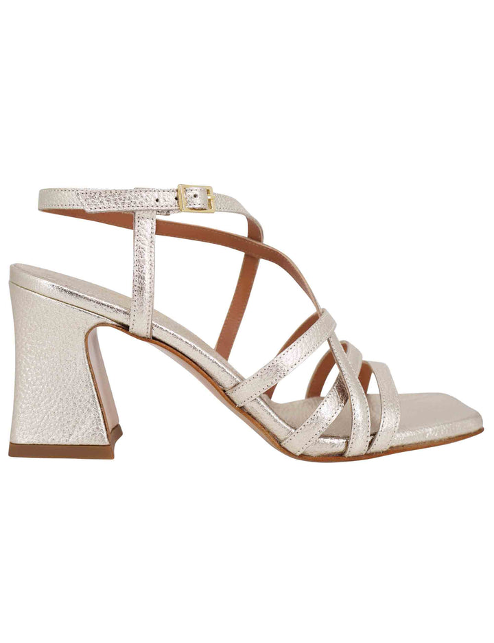 Spatarella Sandali slingback donna in pelle laminata platino con tacco alto e punta quadra Vendita Economica