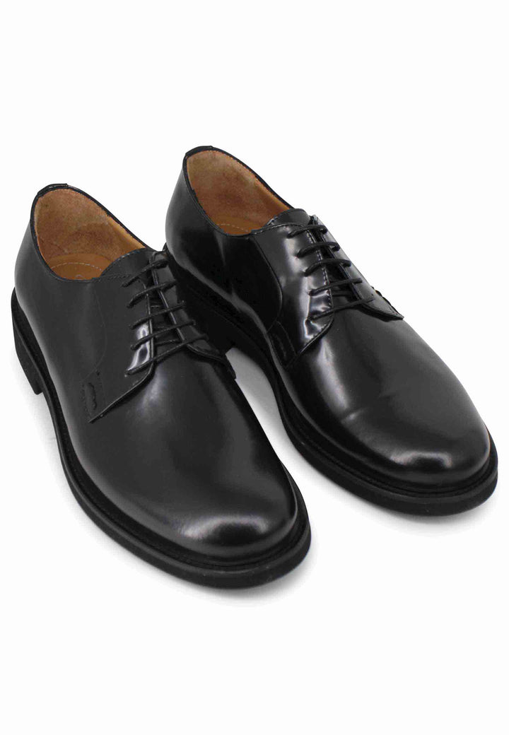 Spatarella Stringate uomo in pelle nera con suola in gomma ultra light Offerta