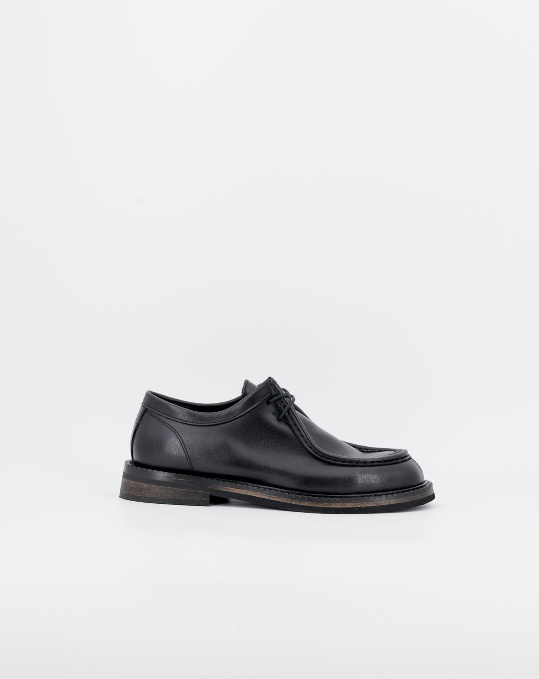 Stelio Malori STRINGATA - NERO In Linea
