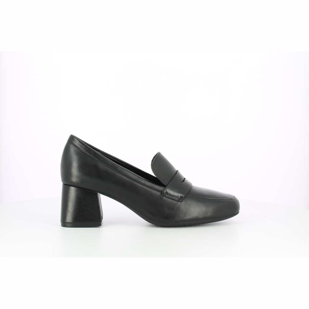 The Flexx BECKA-NAPPA Outlet