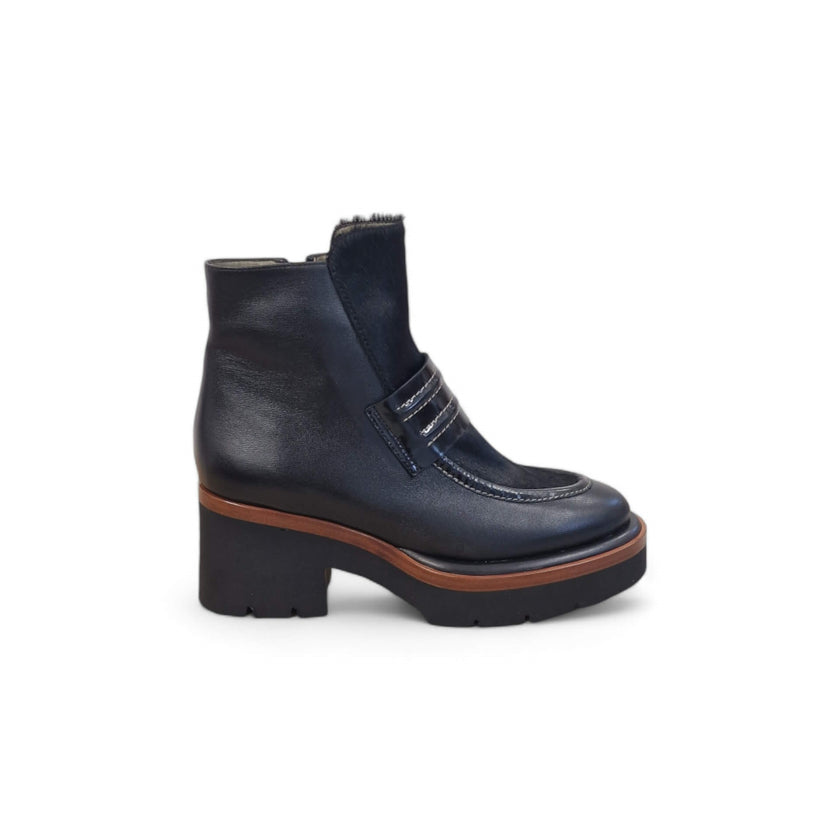 Viola Ricci Bianca - Stivalleto in pelle nero Qualità