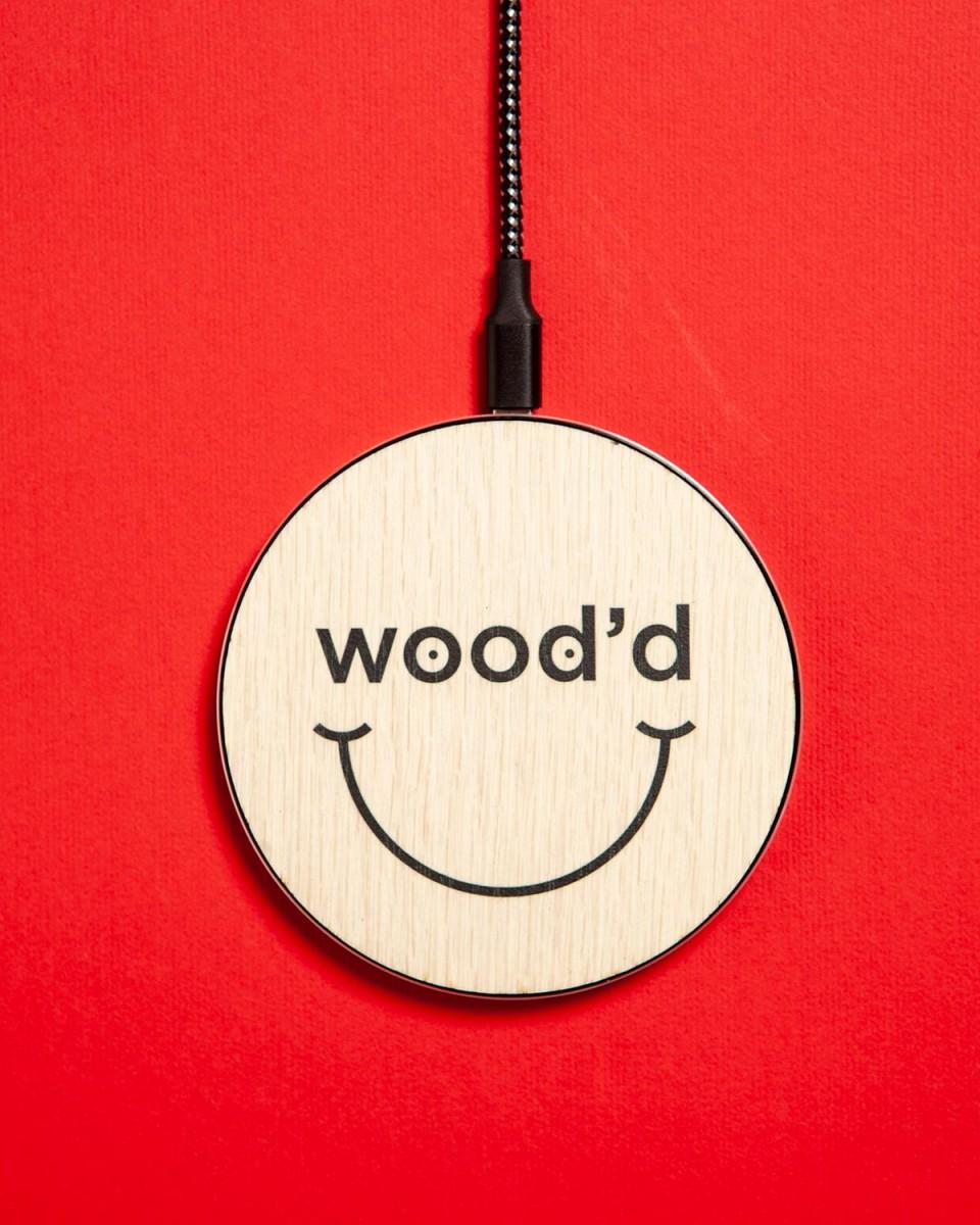 Wood'd Smile Charger In Linea
