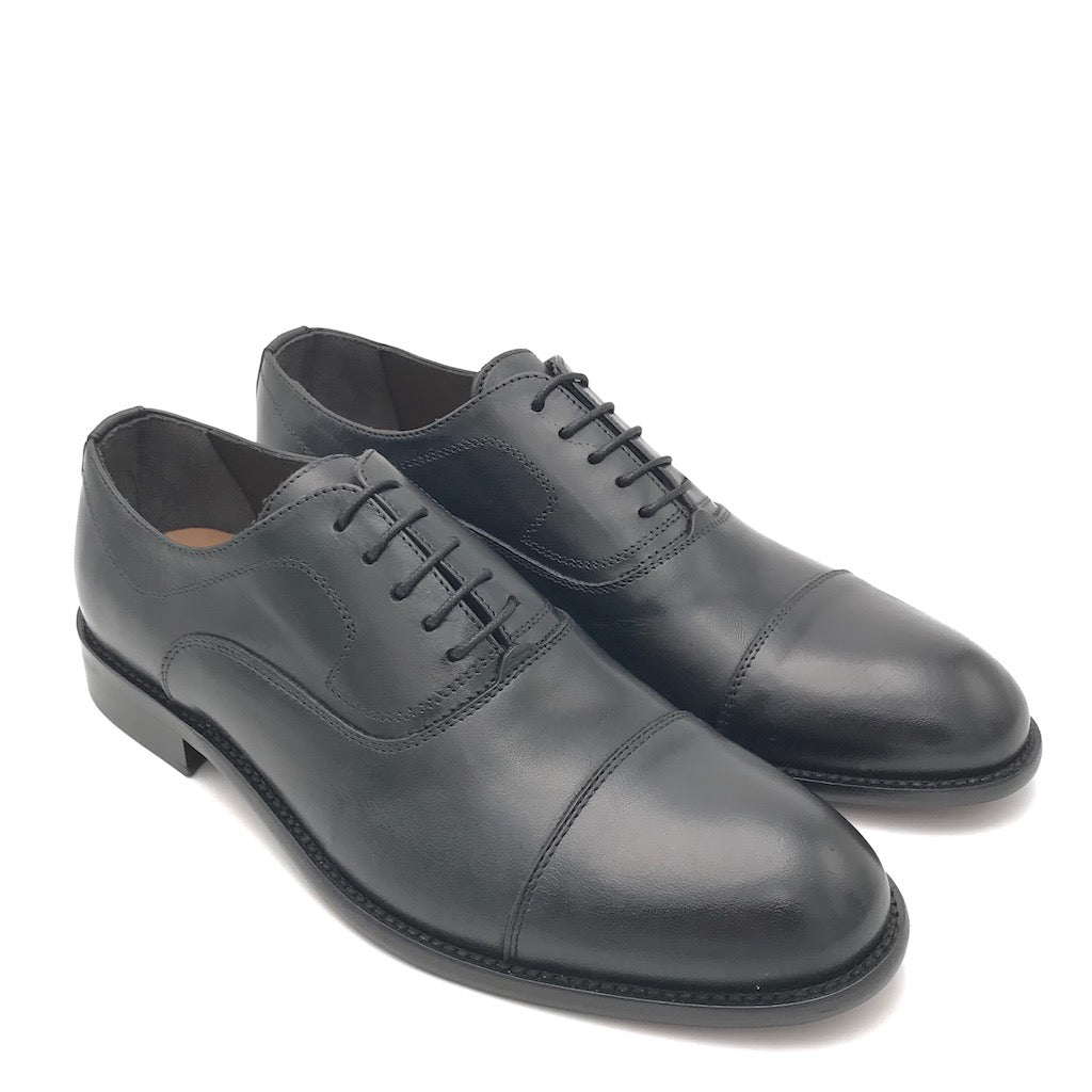 Zulian Calzature Stringata classica nera Nuova