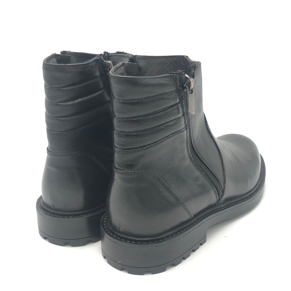 Zulian Calzature Stivaletto in pelle nera Italia