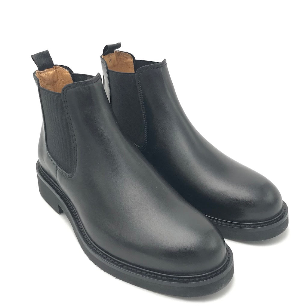 Zulian Calzature Stivaletto beatles in pelle nera Lightning offer