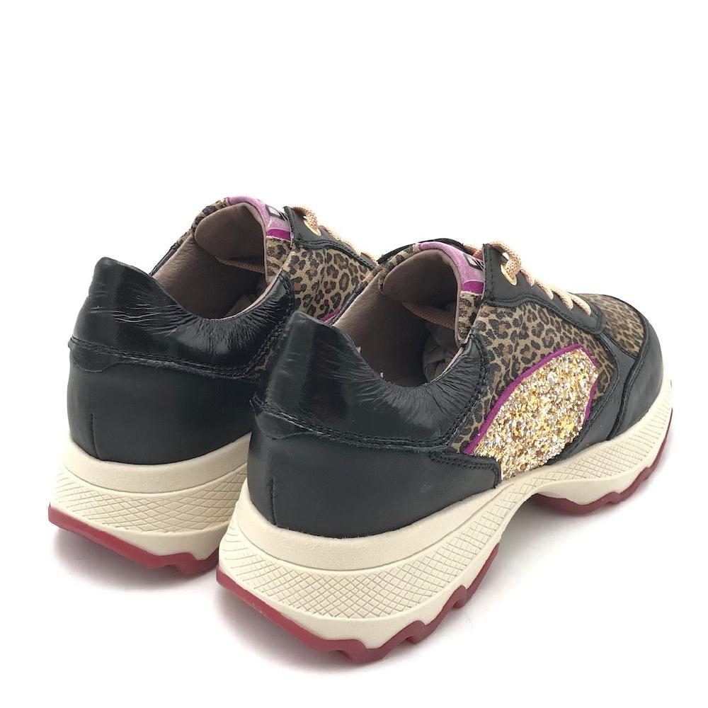 Zulian Calzature Sneakers nera animalier In vendita