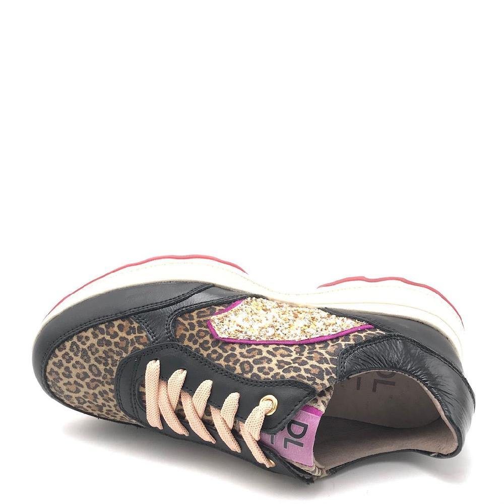 Zulian Calzature Sneakers nera animalier In vendita