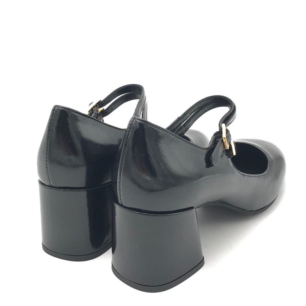 Zulian Calzature Scarpa Zar cinturino nera Offerte speciali