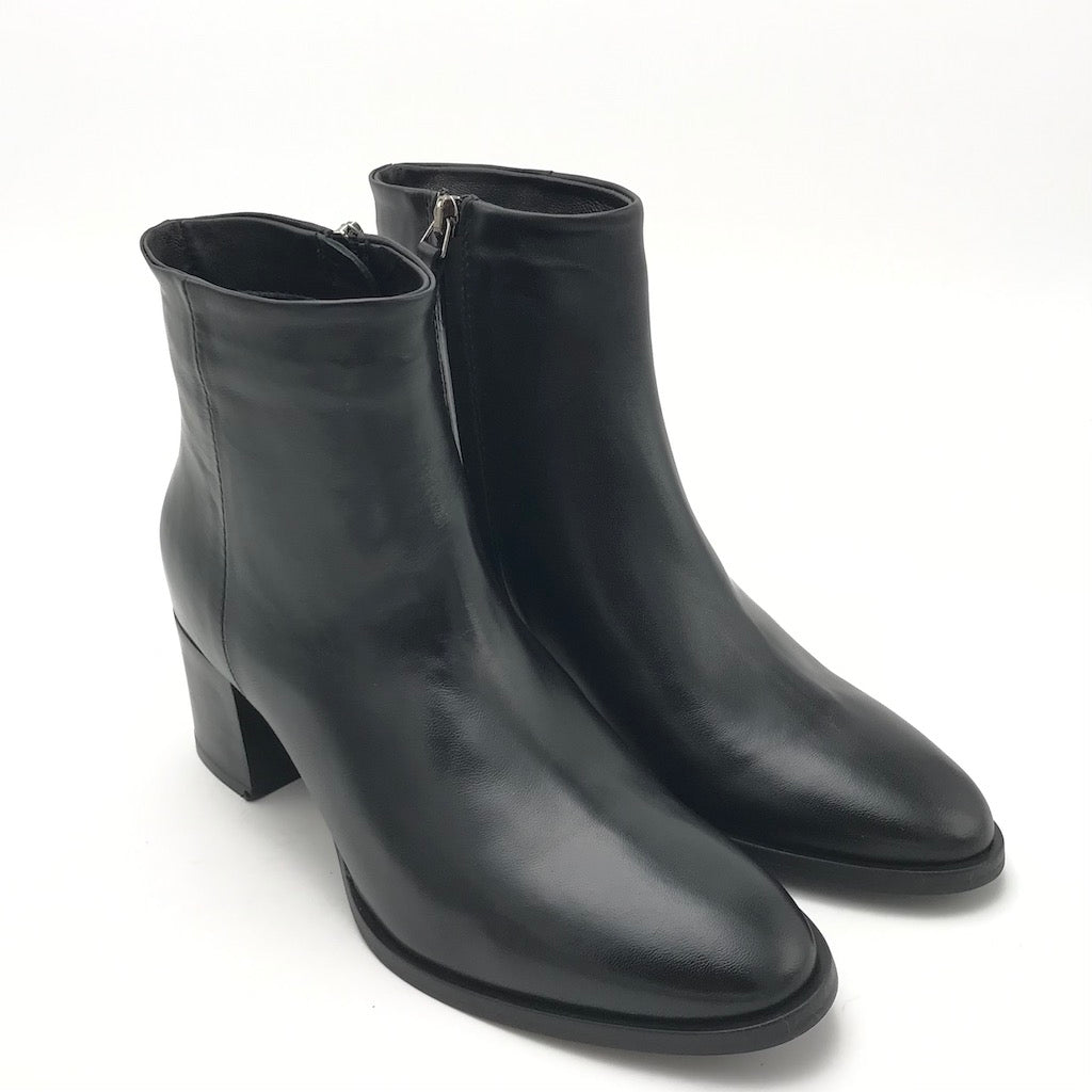 Zulian Calzature Tronchetto classico nero In Vendita