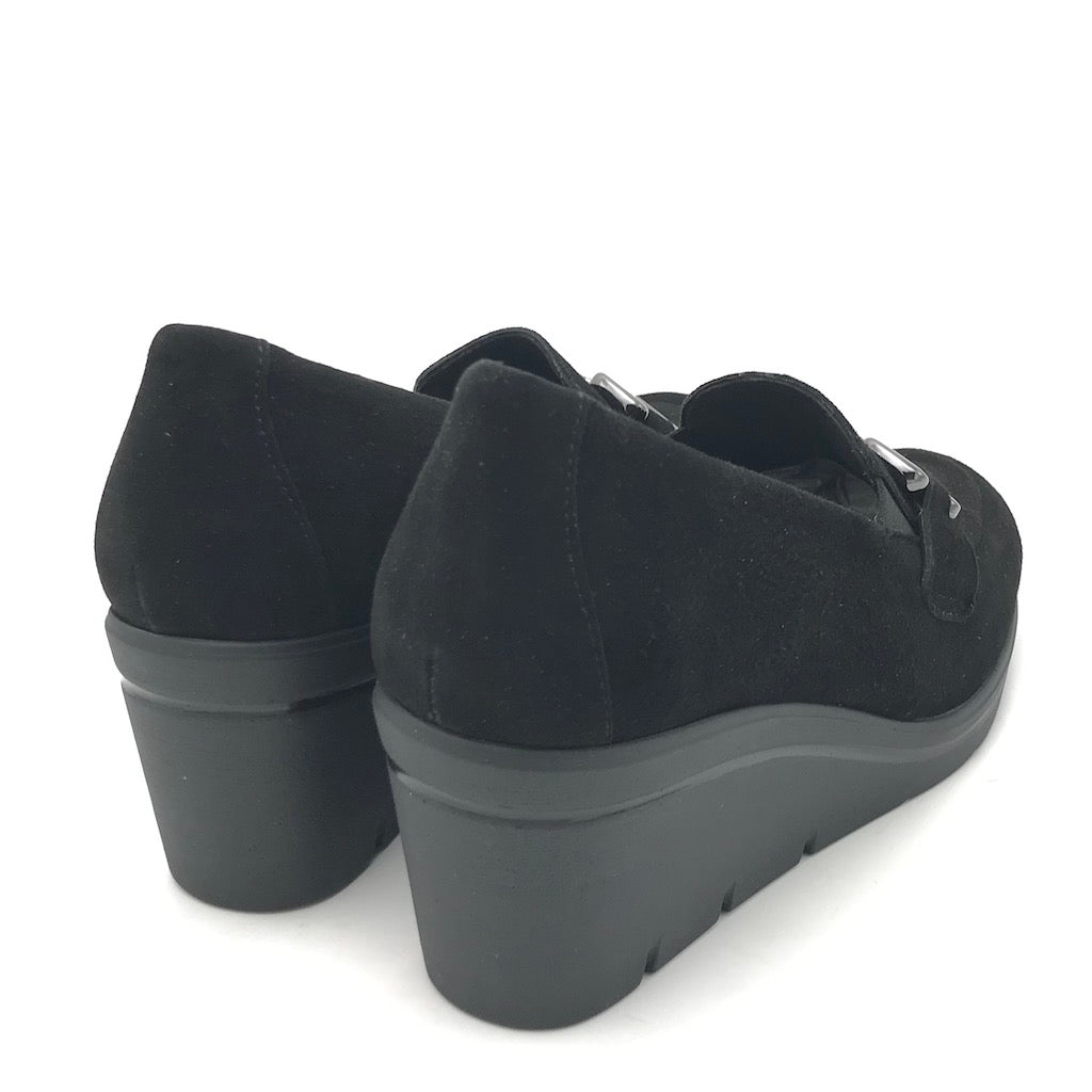 Zulian Calzature Mocassino zeppa in camoscio nero Offerta Pasqua