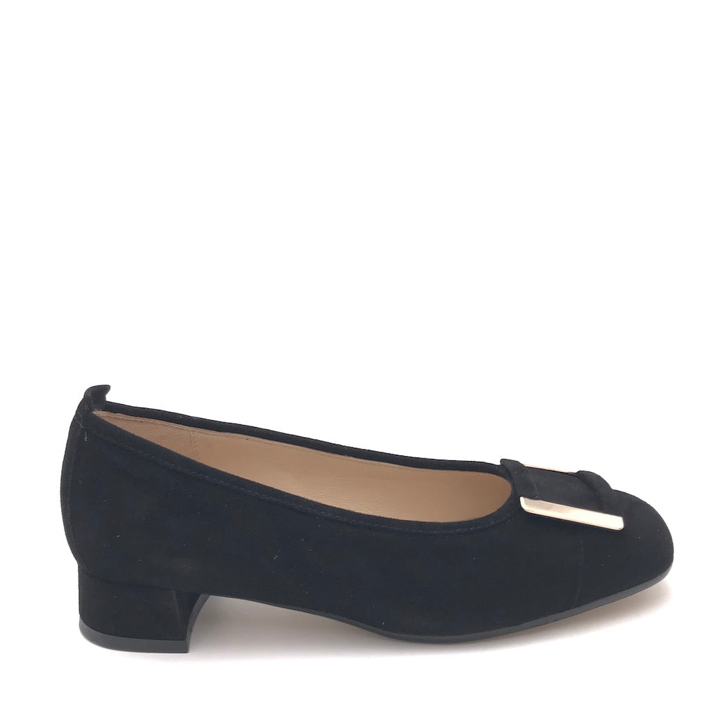 Zulian Calzature Ballerina in camoscio nero Offerta temporanea