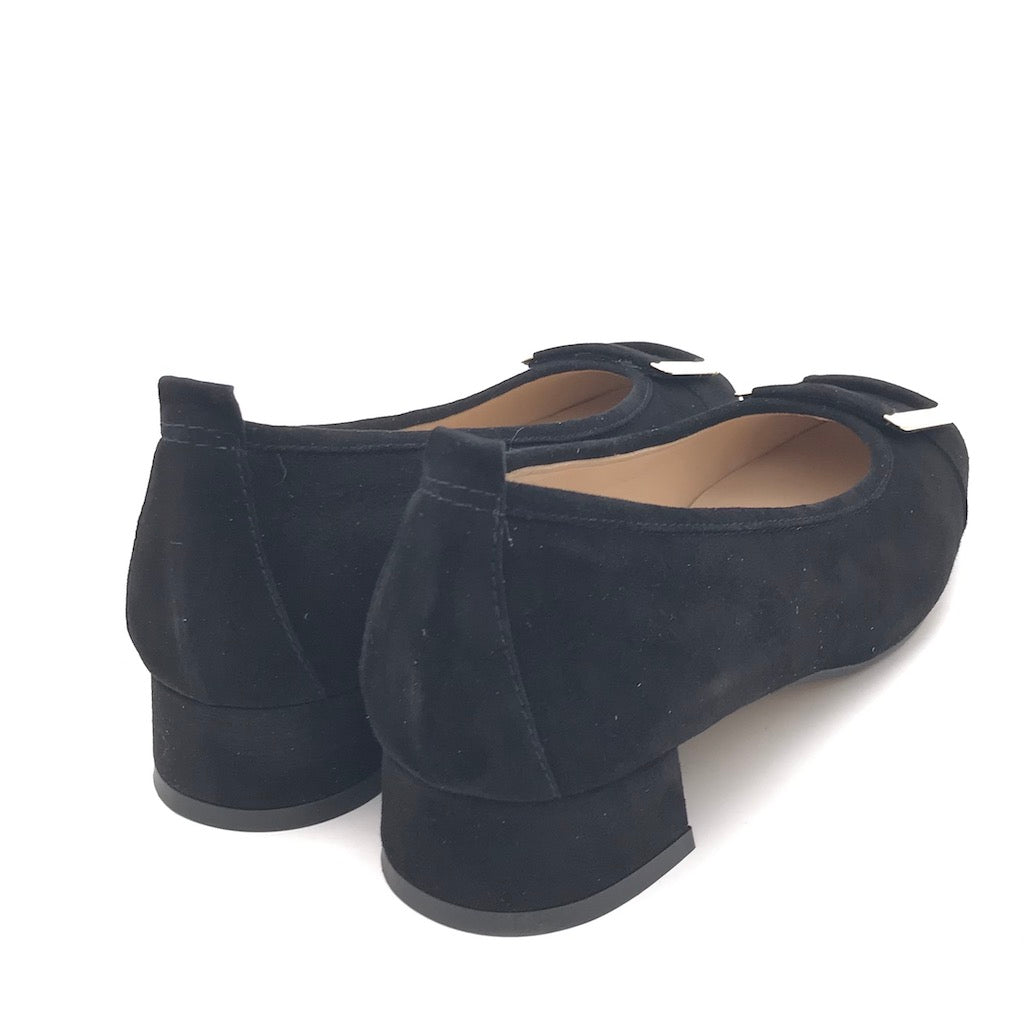 Zulian Calzature Ballerina in camoscio nero Offerta temporanea