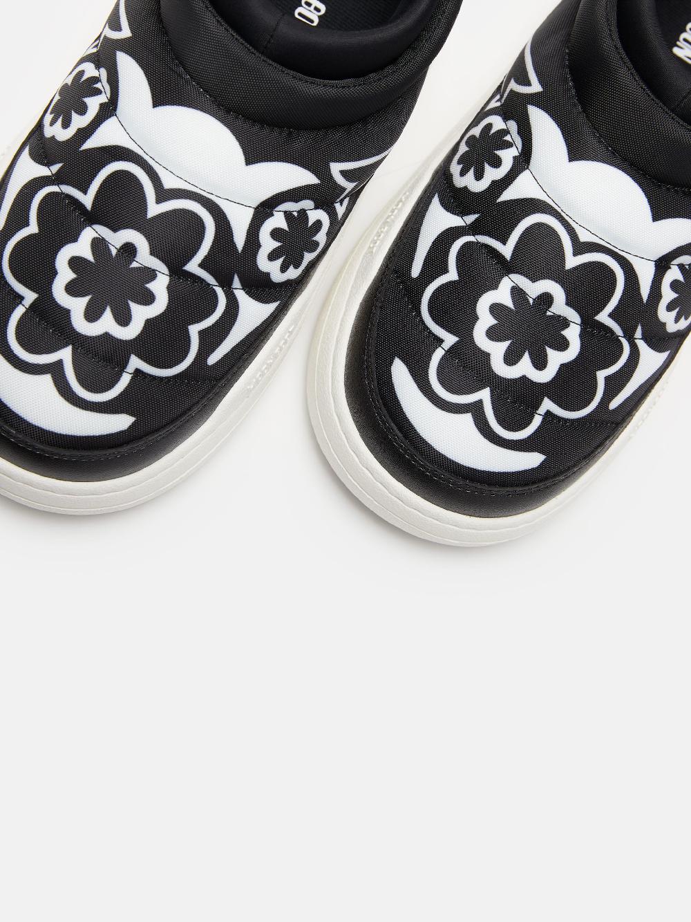 ﻿Moon Boot PARK SOFT NERO CON MOTIVO FLOREALE 2025