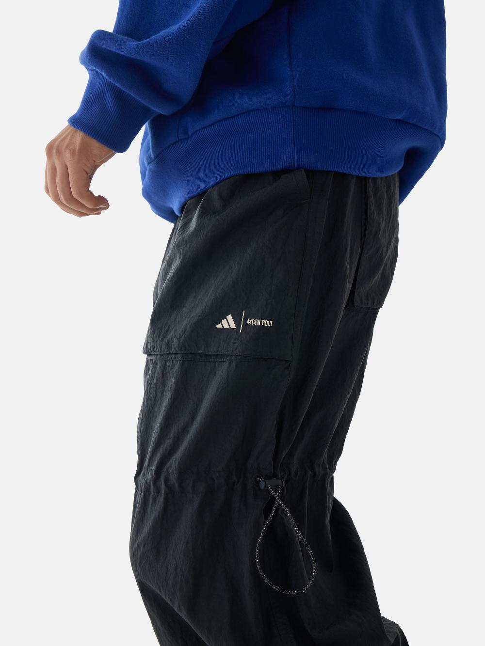 Moon Boot Pantaloni Parachute neri adidas x Moon Boot Pezzi Unici