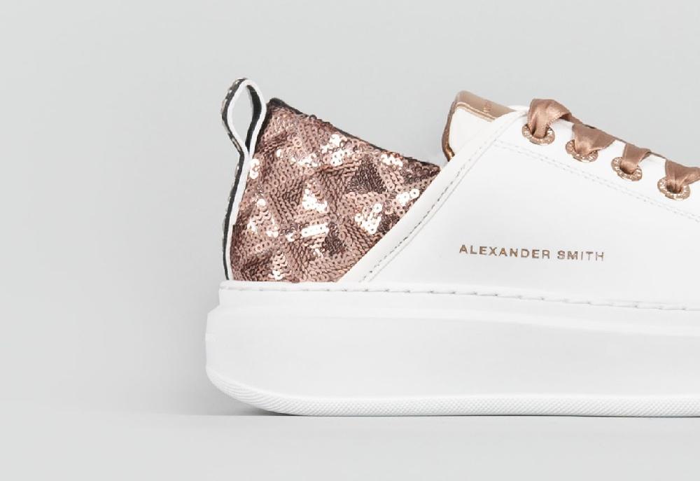 Alexander Smith WEMBLEY WOMAN WHITE COPPER Offerta