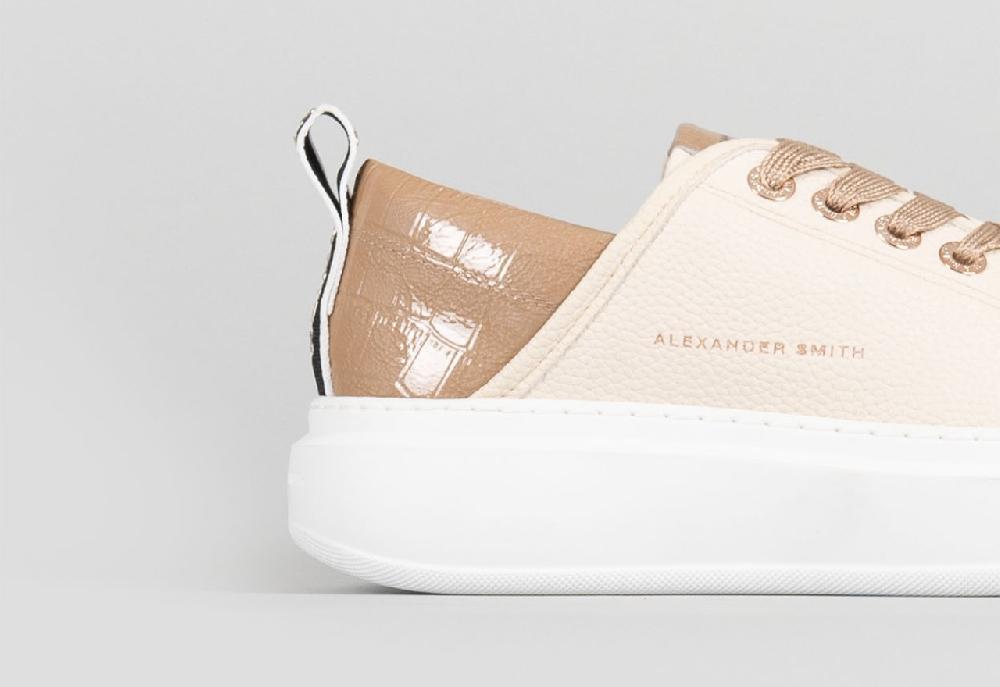 Alexander Smith WEMBLEY WOMAN CREAM In Vendita